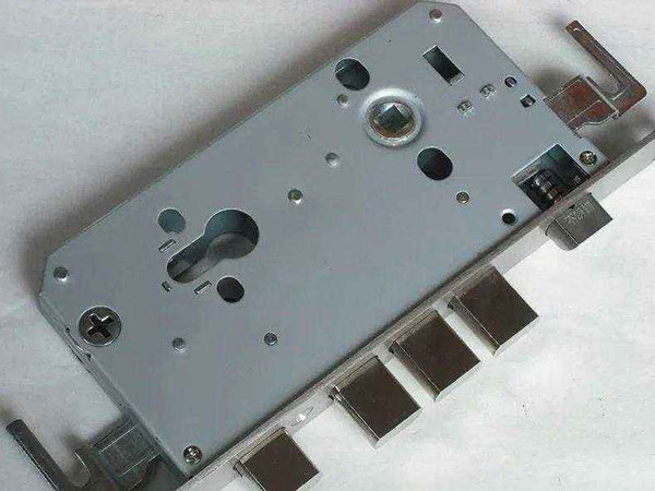 茂名24小时上门开锁公司